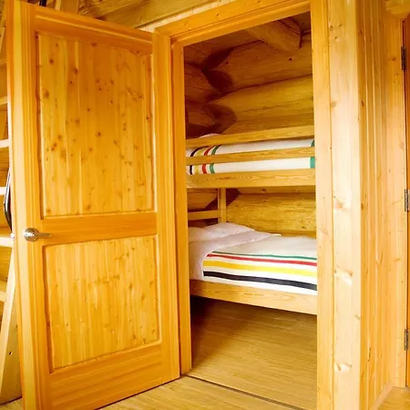 Porteau Cove Olympic Legacy Cabins Furry Creek Room photo